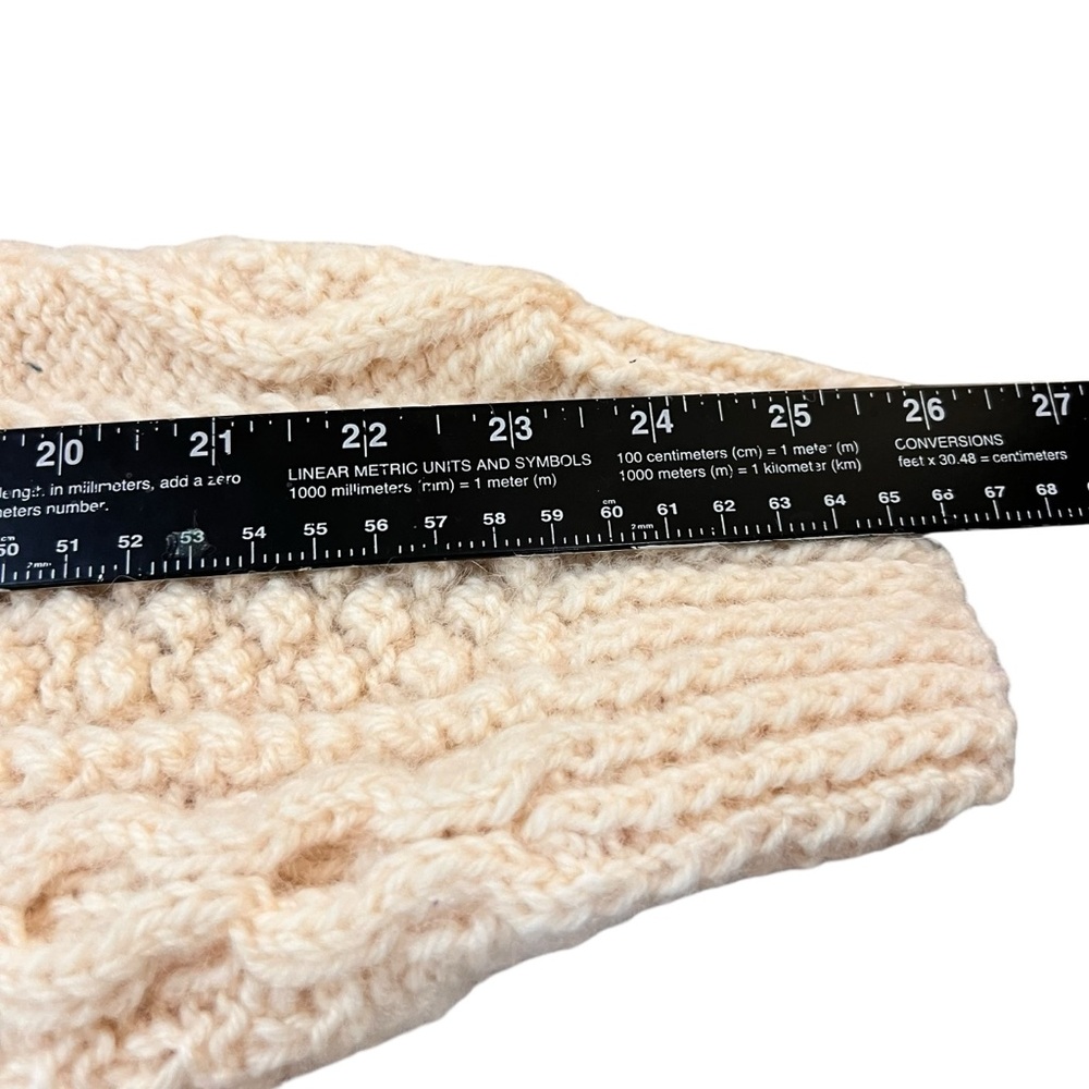 Vintage Hamdmade Cream Wool Sweater hand knitted by Sandy McPherson Loch Lamond - Picture 7 of 7